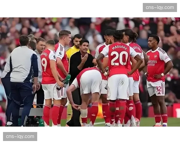 “数据指出：三月英超联赛平均每场传中次数环比下降，但运动战传中转化为射门的比例上升”