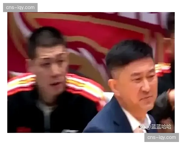 VAR裁判多人远程执法，两名涉事裁判继续停哨引关注